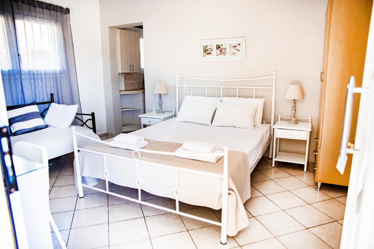 Filia Rooms & Apartments Agioi Apostoloi  Exteriér fotografie